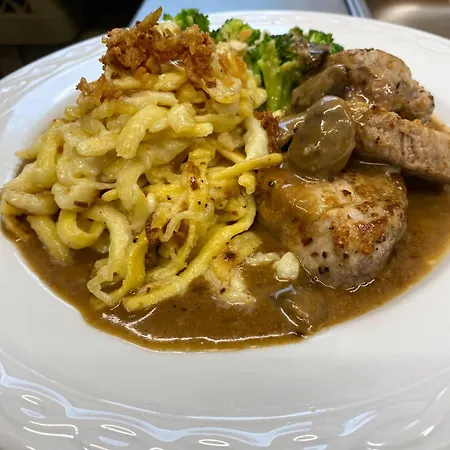 Landgasthaus Hotel *